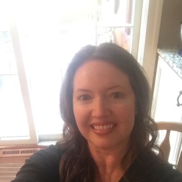 Meet your Posher!  An intro to what I can offer 😊 - Picture 7 of 7